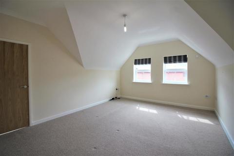 2 bedroom flat for sale, Kirtleton Avenue, Weymouth