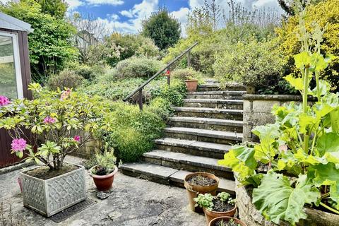 148 Brook Drive, Corsham, SN13 9AZ