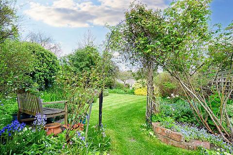 4 bedroom end of terrace house for sale, Whitchurch