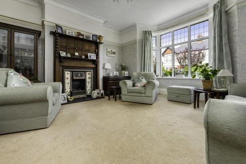 33 Bishops Road, Whitchurch, Cardiff, CF14 1LU
