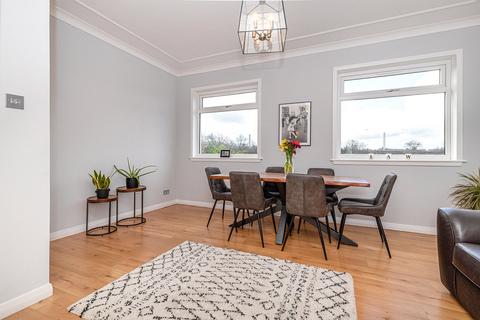 10 Brora Drive, Giffnock, Glasgow, G46 6NP