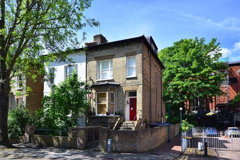 2 bedroom flat to rent, Oxford Road, Ealing Broadway, London, W5