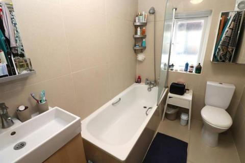 1 bedroom flat to rent, The Park, Golders Hill, NW11