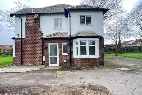4 bedroom detached house for sale, Lancaster Road, Knott End-on-sea