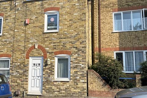 2 bedroom end of terrace house for sale, St. Johns Street, Margate