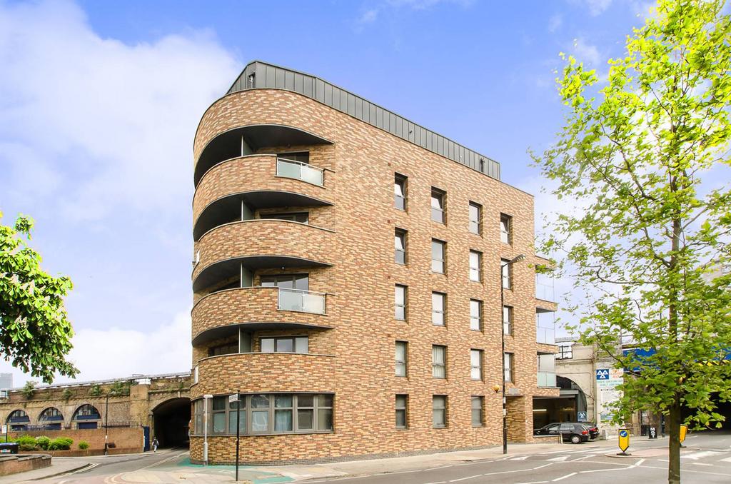 Abbey Street, Bermondsey, London, SE1 3 bed flat to rent - £3,150 pcm ...