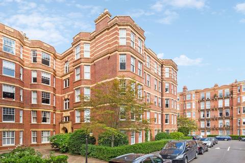 4 bedroom flat for sale, Sutton Court, Chiswick, London