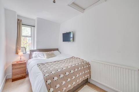 3 bedroom maisonette for sale, Munster Road, Parsons Green, London