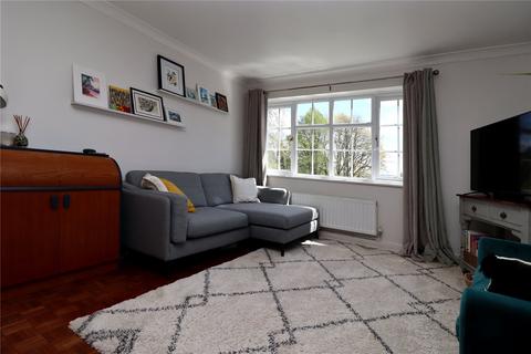2 bedroom flat for sale, Brooklyn Road, Woking GU22