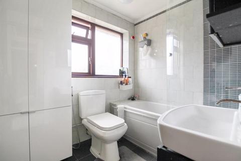 16 Parsonage Lane, Sidcup, DA14 5HD