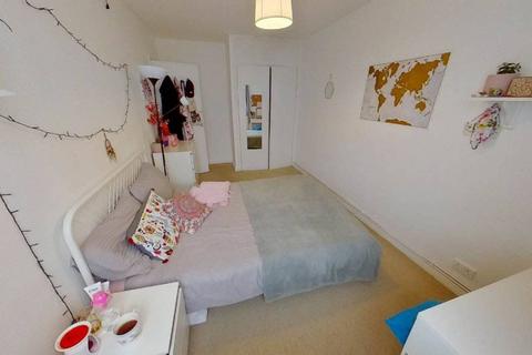 2 bedroom flat to rent, Solander Gardnes, Shadwell, London, E1