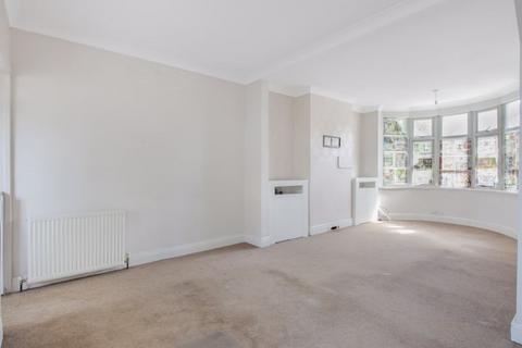 9 Maple Crescent, Sidcup, DA15 9LT