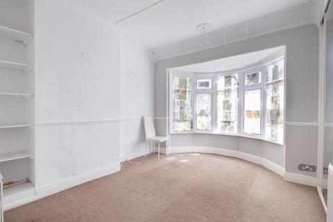 9 Maple Crescent, Sidcup, DA15 9LT