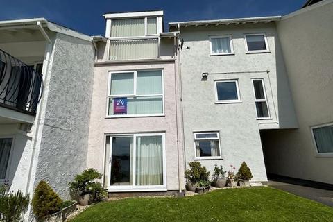 2 bedroom apartment for sale, Y Felinheli, Gwynedd