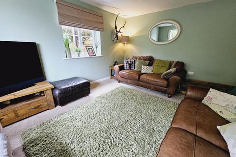 5 bedroom detached house for sale, Orchard Vale, Hereford HR1