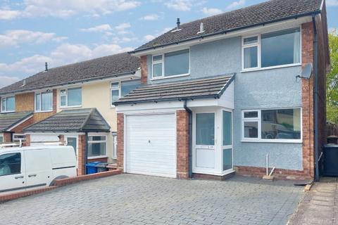 3 bedroom semi-detached house for sale, Fernleigh Avenue, Burntwood, WS7 2ES