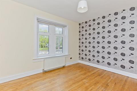 2 bedroom flat for sale, Orchard Road, Craigleith