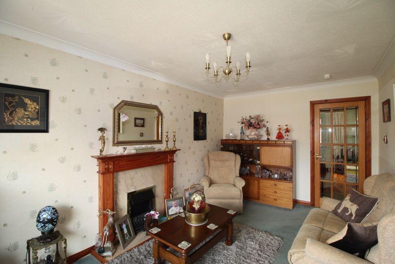 14 Earls Court, Alloa 2 bed semidetached bungalow for sale £134,950