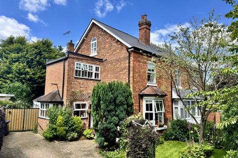 4 bedroom semi-detached house for sale, Fox Hollies Road, Sutton Coldfield B76 2RL