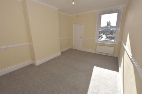 2 bedroom apartment to rent, Fontburn Terrace, North Shields