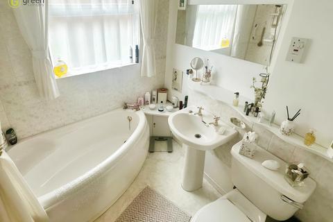 1 Kennedy Close, Sutton Coldfield, B72 1SW