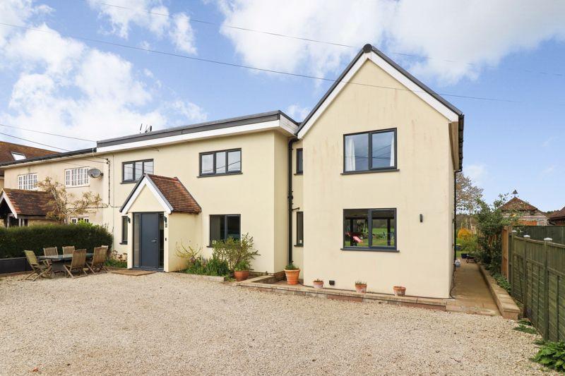Sole Street, Canterbury CT4 5 bed semidetached house for sale £625,000