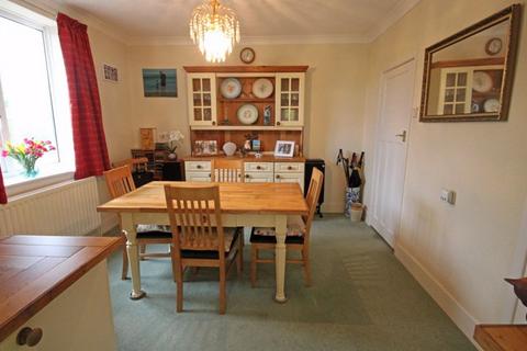 16 Jubilee Road, Fordingbridge, SP6 1DP