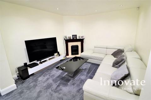 4 bedroom semi-detached house for sale, Victoria Road, Oldbury B68