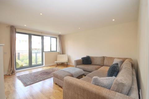 1 bedroom apartment for sale, Agate Close, London