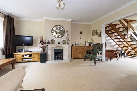 4 bedroom semi-detached house for sale, Browns Lane, Uckfield
