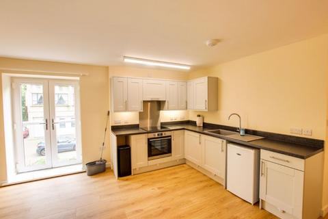 2 bedroom apartment to rent, Lower Bristol Road, Bath