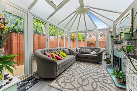 50 Kenny Drive, Carshalton, SM5 4PH