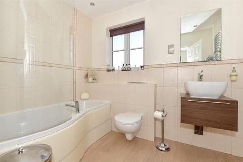 17 Froden Close, Billericay, CM11 2TY