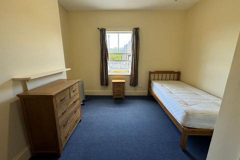 1 bedroom semi-detached house to rent, Victoria Road, Room 5, Cambridge CB4