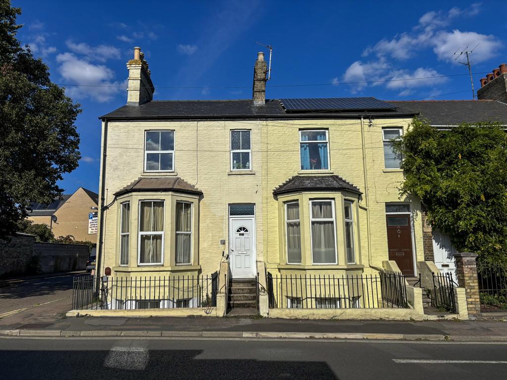 1 bedroom in a house share to rent