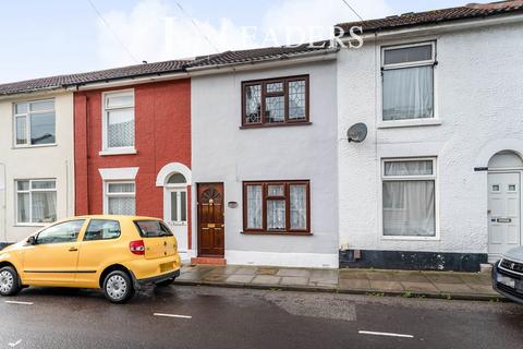 3 bedroom terraced house to rent, Highland Street, Southsea