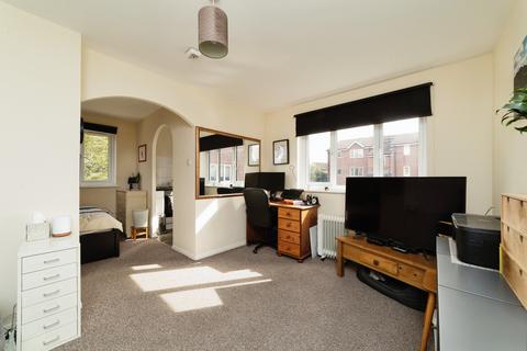 1 bedroom flat to rent, Green Pond Close, Walthamstow, London, E17