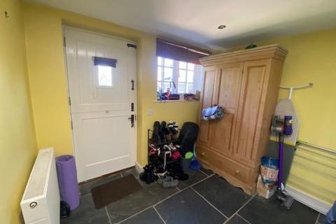 2 bedroom semi-detached house to rent, Meeting Lane, Hertfordshire SG8