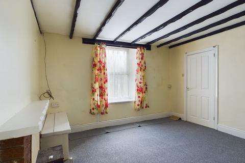 3 bedroom end of terrace house for sale, Drump Road, Redruth - Ideal family home, requires updating