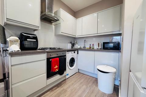 1 bedroom apartment to rent, Barley Way, Fleet