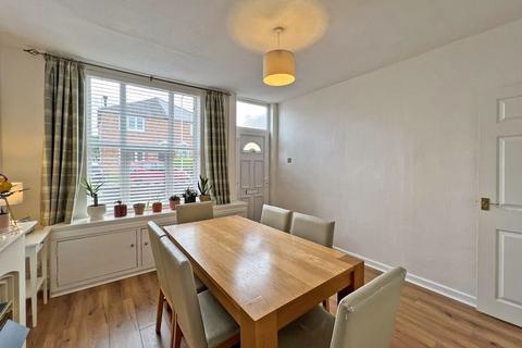 2 bedroom terraced house for sale, Swan Bank, PENN