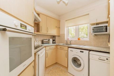 2 bedroom flat for sale, Beaulieu Road, Southampton SO45