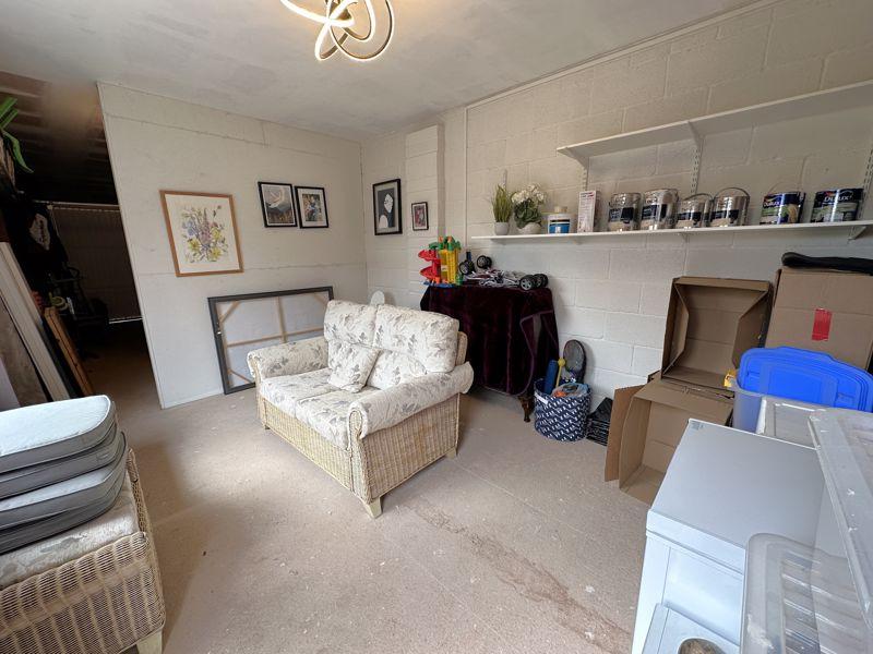 Garage/garden room