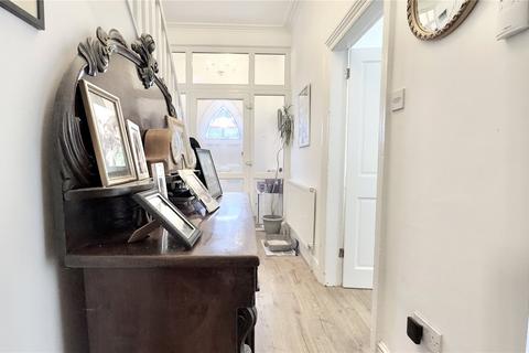 6 bedroom terraced house for sale, Alderley Road, Hoylake, Wirral, CH47