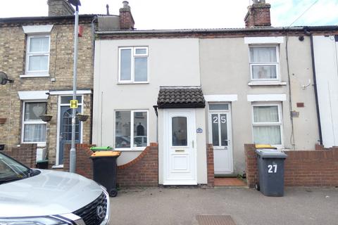 3 bedroom terraced house to rent, Kempston MK42