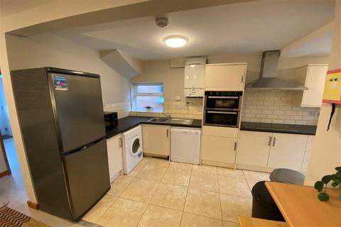 1 bedroom in a house share to rent, Dunkirk, NG7 2JP