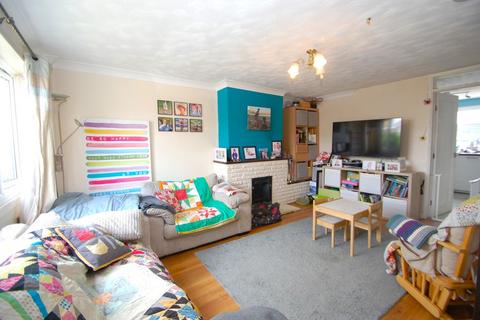 15 Eleanor Close, Tiptree, Colchester, CO5 0DP