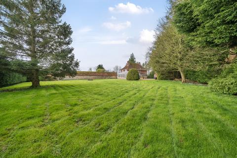 4 bedroom detached house for sale, Yaxham Road, Dereham