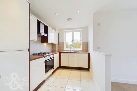 2 bedroom apartment to rent, Waterside Drive, Ditchingham, Bungay
