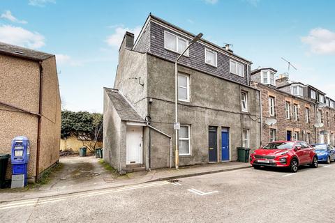 2 bedroom maisonette for sale, James Street, Perth